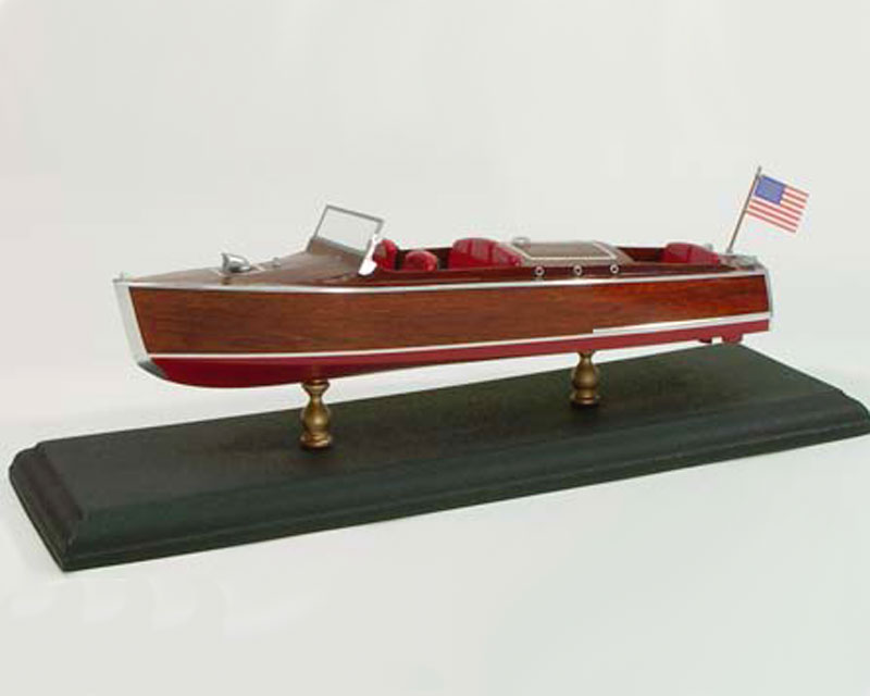 Chris-Craft 24 ft. Runabout 1929 1:24 Bausatz